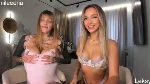 Snapshot of sexy_leksy chatting on July 8, 4:00 pm sexy_leksy online show from July 8, 4:00 pm
