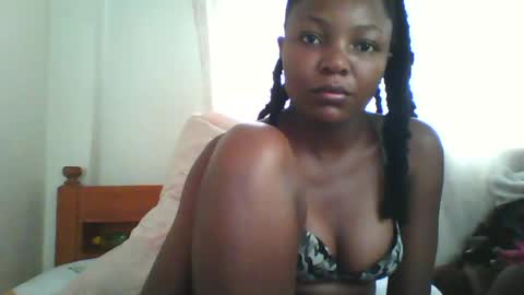 Snapshot of sexy_mariannah chatting on June 23, 12:03 pm sexy_mariannah online show from June 23, 12:03 pm
