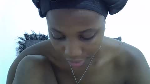 sexy_mayah64 online show from April 27, 10:57 am