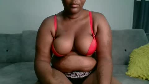 milky online show from March 22, 9:40 pm