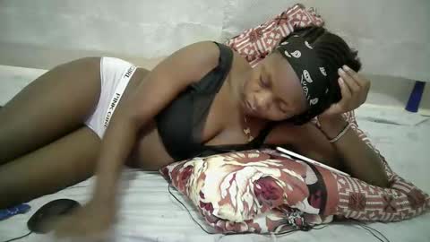 sexy_nanah online show from May 25, 6:52 am