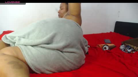 Snapshot of sexy_night_bm chatting on February 9, 11:25 pm Jhoana online show from February 9, 11:25 pm