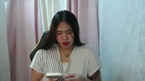 SOFIE  The woman who lives in the province online show from May 12, 9:28 am