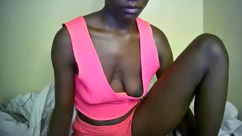 Snapshot of sexy_tania1 chatting on February 2, 8:57 am sexy_tania1 online show from February 2, 8:57 am