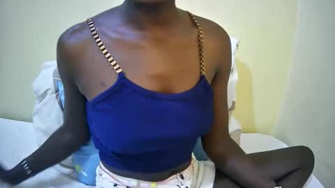 Snapshot of sexy_tania1 chatting on February 7, 11:14 am sexy_tania1 online show from February 7, 11:14 am