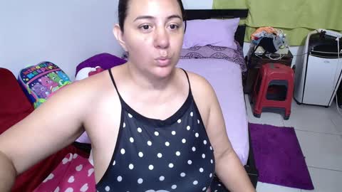 janel online show from December 15, 1:13 am