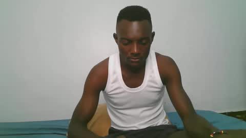 Snapshot of sexy_troy88 chatting on May 10, 1:16 pm Cedric cj online show from May 10, 1:16 pm