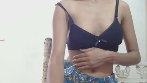 Snapshot of sexy_twishu chatting on October 9, 8:12 am Twishu online show from October 9, 8:12 am