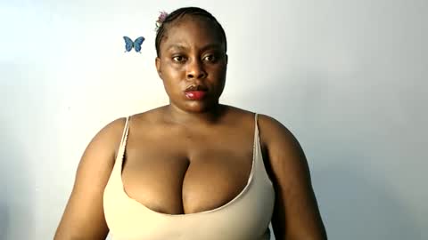 Luna online show from February 18, 7:10 pm