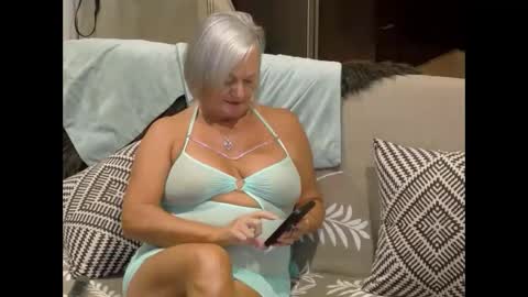Sexy GILF Allie Kay online show from September 27, 2:27 am