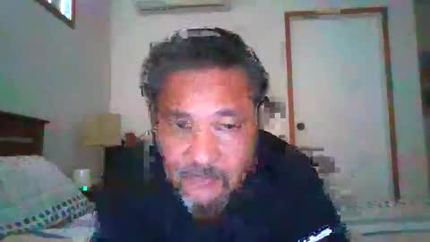 Dee online show from February 4, 6:14 am