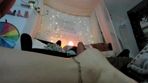 Snapshot of sexyashley_21 chatting on December 5, 12:52 am Ashley Teal online show from December 5, 12:52 am