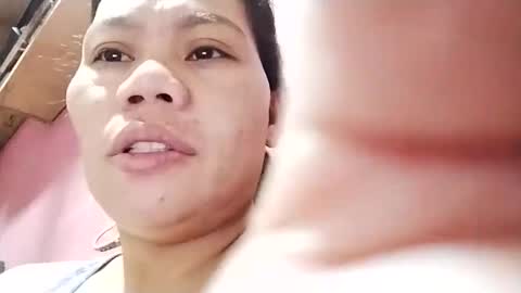 Snapshot of sexyasianbabe10 chatting on May 4, 3:19 pm sexyasianbabe10 online show from May 4, 3:19 pm