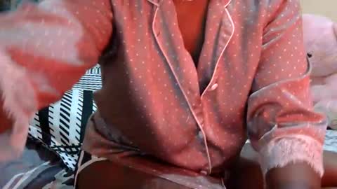 Snapshot of sexybabyface555 chatting on February 15, 3:03 am sexybabyface555 online show from February 15, 3:03 am