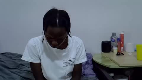 sexybeiby1 online show from April 11, 8:07 am