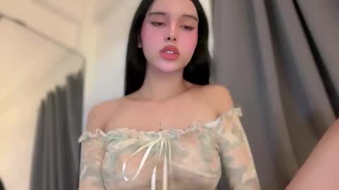 Seraphina Blaze online show from May 25, 11:05 am
