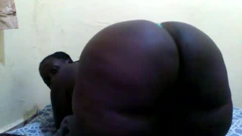 Snapshot of sexyblackberry7 chatting on January 25, 5:07 am MAUREEN online show from January 25, 5:07 am