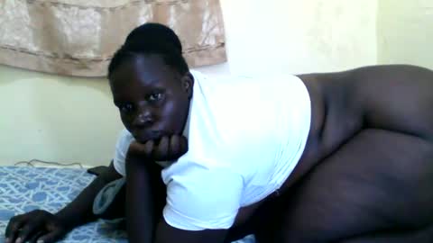 Snapshot of sexyblackberry7 chatting on February 4, 5:53 am MAUREEN online show from February 4, 5:53 am