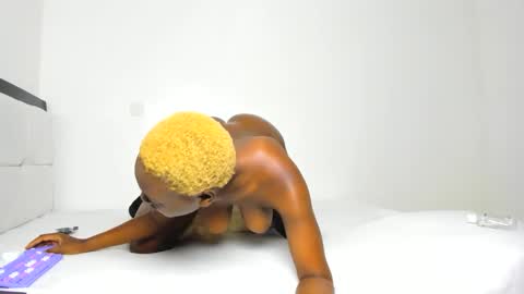 Snapshot of sexybootydoll chatting on April 30, 8:15 pm sexybootydoll online show from April 30, 8:15 pm