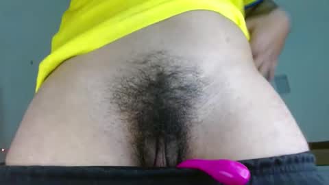 Snapshot of sexyboy_bigclit chatting on October 8, 5:43 pm Iker online show from October 8, 5:43 pm