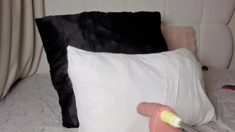 sexycabdy online show from April 10, 4:17 am