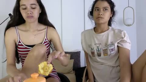 Snapshot of sexychanell_18 chatting on May 8, 1:38 pm chanell and yina online show from May 8, 1:38 pm