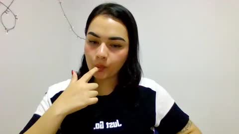 sexychubbyanna online show from May 16, 11:36 pm