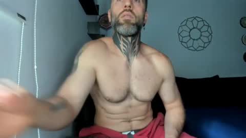 Snapshot of sexycolombian2022 chatting on April 26, 4:15 pm Antonioylola online show from April 26, 4:15 pm