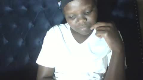 Snapshot of sexydee4120 chatting on September 27, 6:35 pm sexydee4120 online show from September 27, 6:35 pm