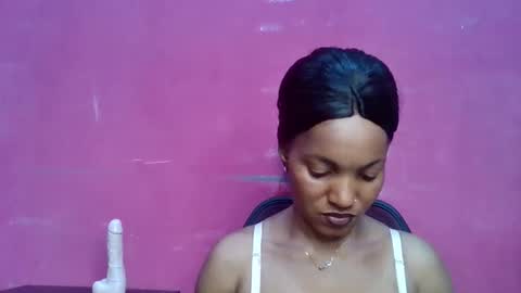 Snapshot of sexydoll32 chatting on April 12, 11:10 pm sexydoll32 online show from April 12, 11:10 pm