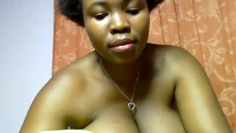 Snapshot of sexyebonita chatting on June 27, 4:50 am Nita online show from June 27, 4:50 am