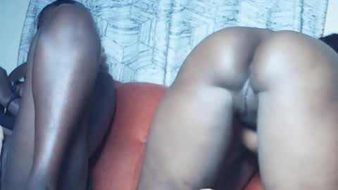 Snapshot of sexyebony283378 chatting on February 20, 7:36 pm sexyebony283378 online show from February 20, 7:36 pm