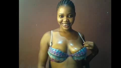 sexyeye368293 online show from April 3, 11:25 pm