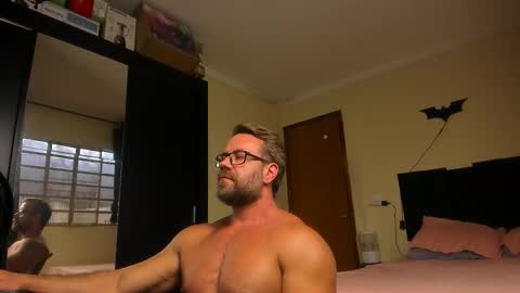 Snapshot of sexyflightz chatting on March 4, 4:46 pm chris online show from March 4, 4:46 pm