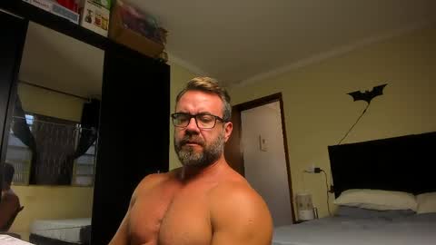 Snapshot of sexyflightz chatting on May 11, 7:33 pm chris online show from May 11, 7:33 pm