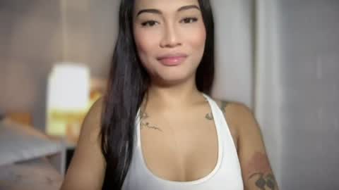 sexygoddessappira online show from June 15, 7:27 pm