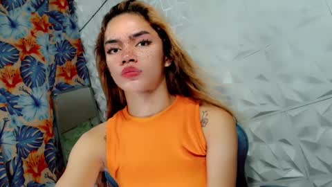 Snapshot of sexyhotbabe18 chatting on December 26, 6:41 am sexyhotbabe18 online show from December 26, 6:41 am