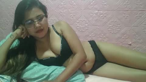 Snapshot of sexyjessa20 chatting on February 4, 1:17 pm sexyjessa20 online show from February 4, 1:17 pm