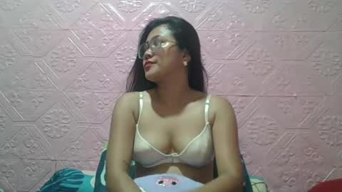 Snapshot of sexyjessa20 chatting on February 17, 10:01 am sexyjessa20 online show from February 17, 10:01 am