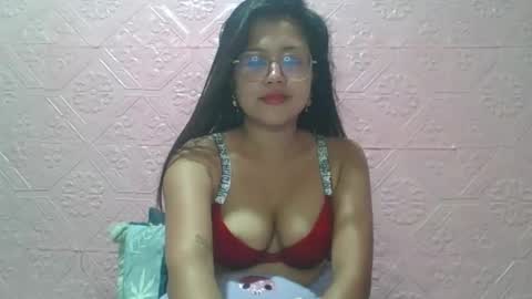 Snapshot of sexyjessa20 chatting on March 4, 5:02 am sexyjessa20 online show from March 4, 5:02 am