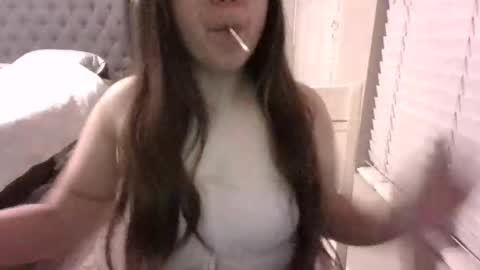 Snapshot of sexylatina22493587 chatting on January 8, 12:46 am sexylatina22493587 online show from January 8, 12:46 am