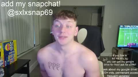 Snapshot of sexylax69 chatting on October 19, 12:33 am sexylax69 online show from October 19, 12:33 am