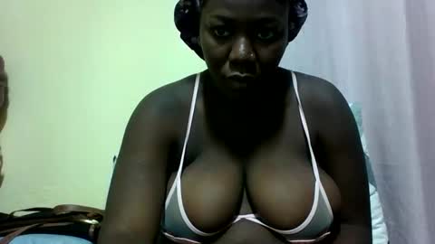 sexylicious_ online show from September 29, 2:22 pm
