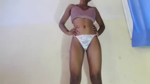 Snapshot of sexylittlebitch261 chatting on March 8, 5:55 am Elania online show from March 8, 5:55 am