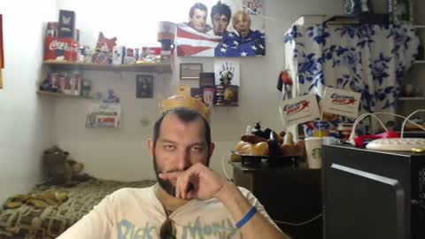 Snapshot of sexymacho7793 chatting on June 23, 12:41 am BISEXPRINCE777 online show from June 23, 12:41 am