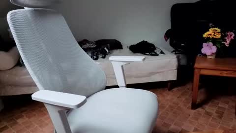 Vincent Vega online show from February 1, 1:20 pm