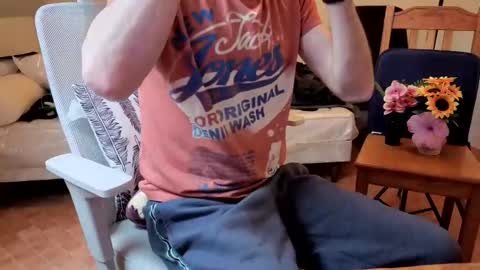 Vincent Vega online show from April 4, 4:26 pm