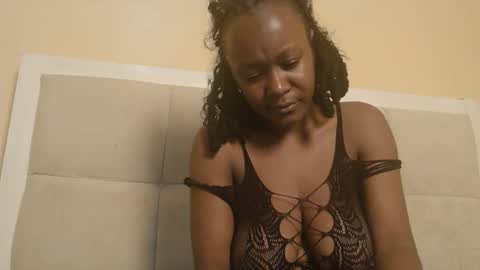 Snapshot of sexymia56 chatting on September 26, 6:56 pm Miss mia online show from September 26, 6:56 pm