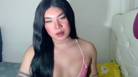 Mika online show from December 5, 6:00 am