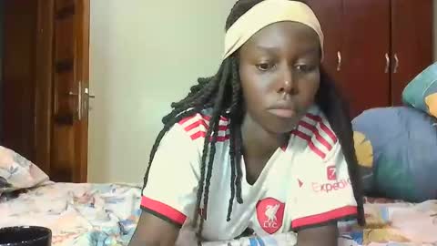 sexymomoh online show from April 7, 1:28 am